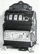 La prima slot di Charles Fey La prima slot di Charles Fey